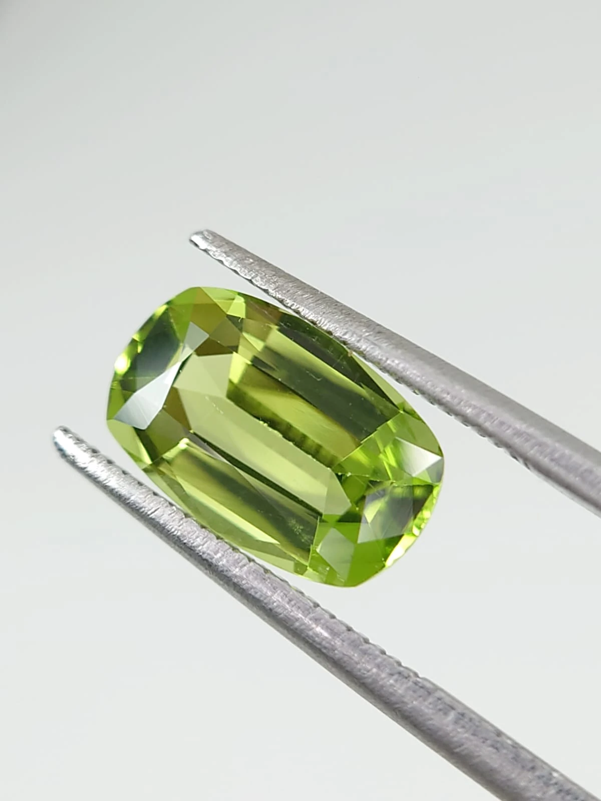 2.5ct Natural Green Peridot from Pakistan — view 2